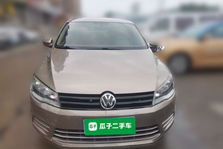 Used Volkswagen Jetta 2015 Value Edition 1.6L Manual Fashionable Style Front