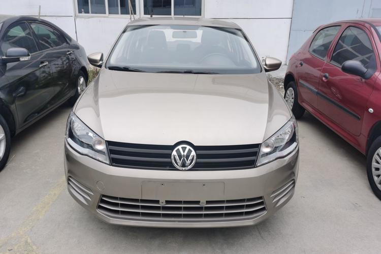 Used Volkswagen Jetta 2015 Value Edition 1.6L Manual Fashionable Style Front