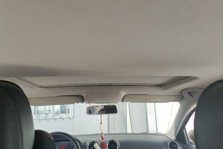 Used Volkswagen Jetta 2015 Zhuihui Edition 1.6L Manual Comfort Model Headliner