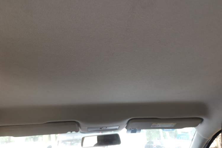 Used Volkswagen Jetta 2015 Value Edition 1.6L Manual Fashionable Style Headliner