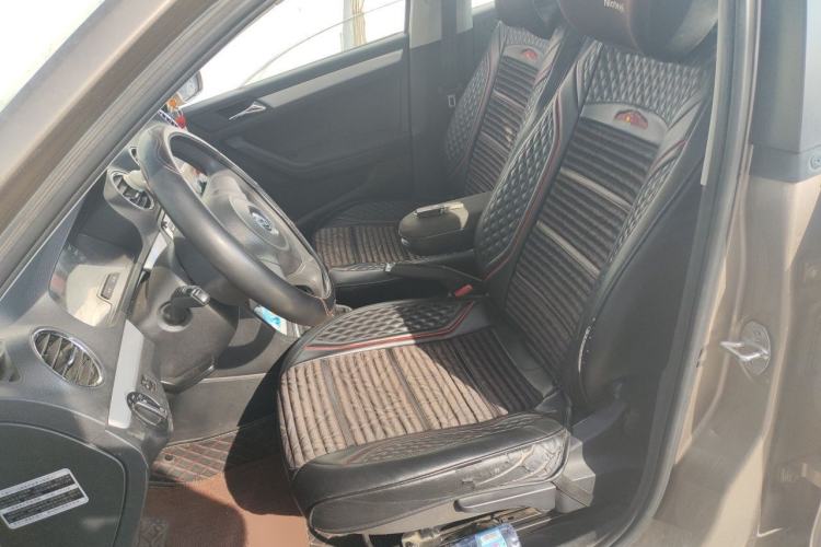 Used Volkswagen Jetta 2015 Zhuihui Edition 1.6L Manual Comfort Model Left Front Seat