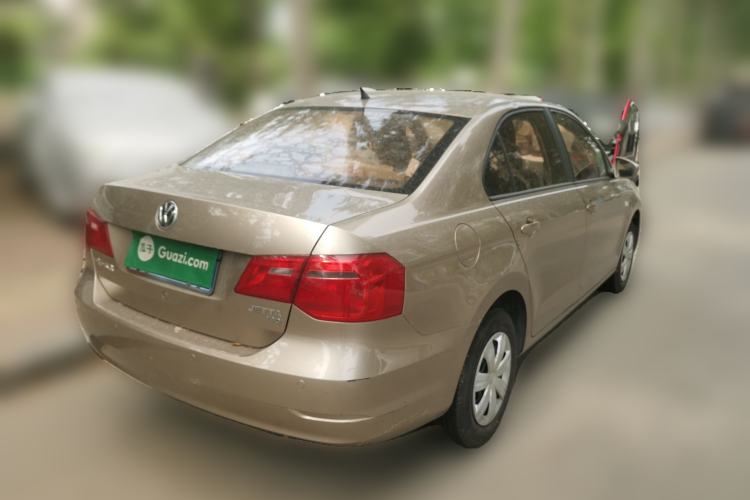 Used Volkswagen Jetta 2015 Value Edition 1.6L Manual Fashionable Style Rear Right 45 Deg