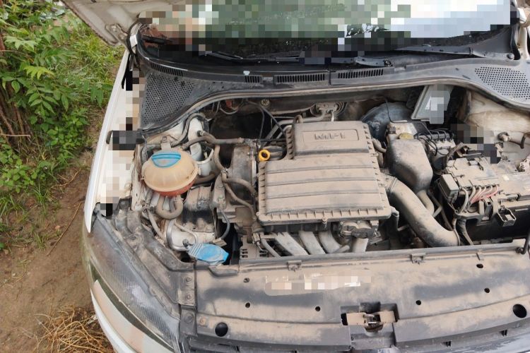 Used Volkswagen Jetta 2016 1.6L 25th Anniversary Edition Engine Bay Right