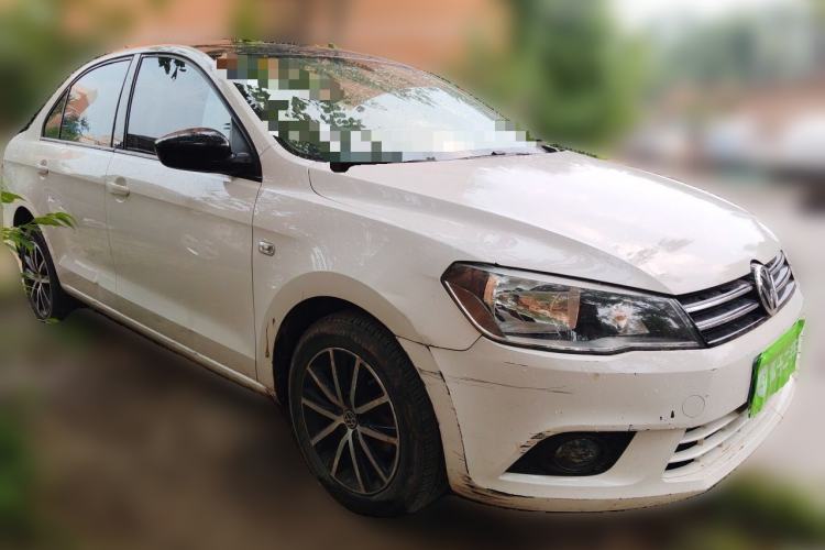 Used Volkswagen Jetta 2016 1.6L 25th Anniversary Edition Front Right 45 Deg
