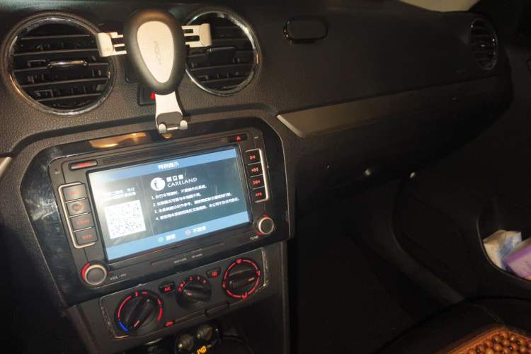 Used Volkswagen Jetta 2016 1.6L 25th Anniversary Edition Audio And AC Panel