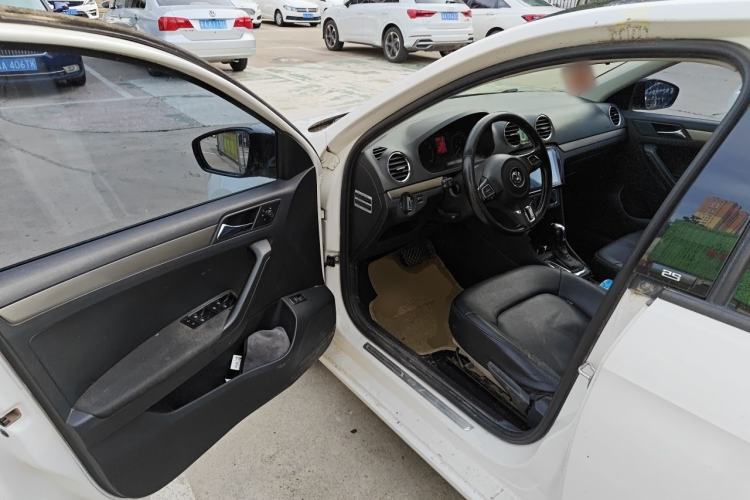 Used Volkswagen Jetta 2016 1.6L 25th Anniversary Edition Driver Seat