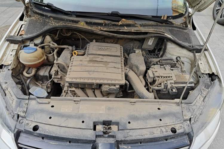 Used Volkswagen Jetta 2016 1.6L 25th Anniversary Edition Engine Bay
