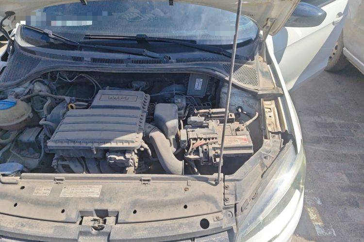 Used Volkswagen Jetta 2016 1.6L 25th Anniversary Edition Engine Bay Left