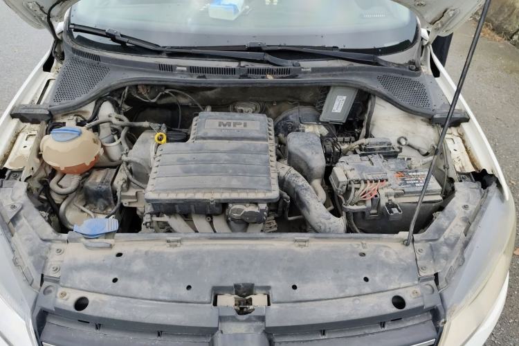 Used Volkswagen Jetta 2016 1.6L 25th Anniversary Edition Engine Bay