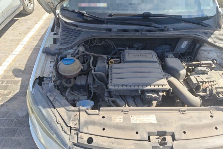 Used Volkswagen Jetta 2016 1.6L 25th Anniversary Edition Engine Bay Right