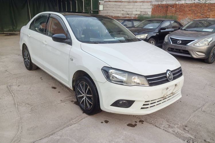 Used Volkswagen Jetta 2016 1.6L 25th Anniversary Edition Exterior 2