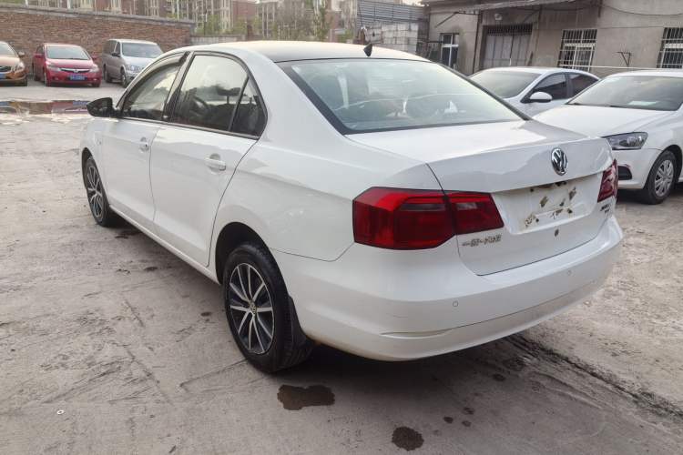 Used Volkswagen Jetta 2016 1.6L 25th Anniversary Edition Exterior 3