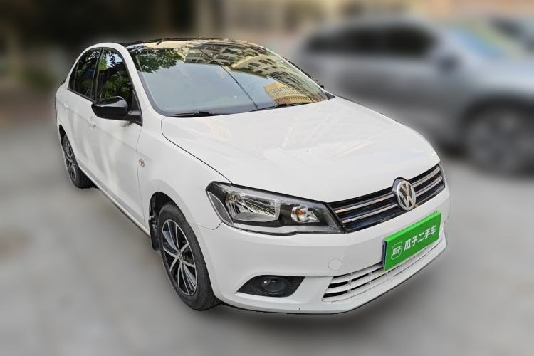Used Volkswagen Jetta 2016 1.6L 25th Anniversary Edition Front Right 45 Deg