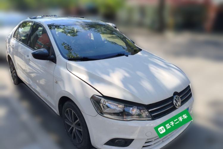 Used Volkswagen Jetta 2016 1.6L 25th Anniversary Edition Front Right 45 Deg