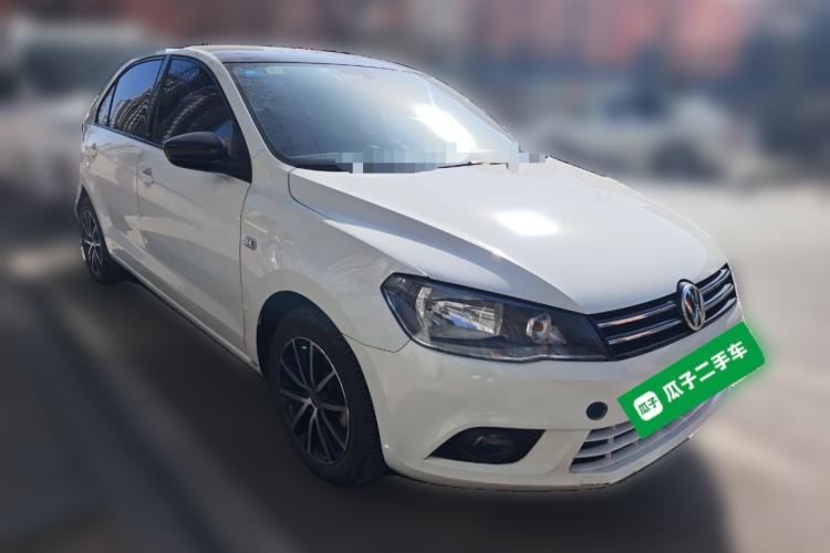 Used Volkswagen Jetta 2016 1.6L 25th Anniversary Edition Front Right 45 Deg