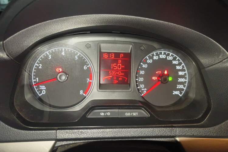 Used Volkswagen Jetta 2016 1.6L 25th Anniversary Edition Instrument Cluster