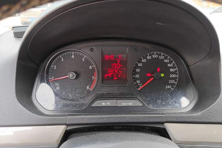 Used Volkswagen Jetta 2016 1.6L 25th Anniversary Edition Instrument Cluster