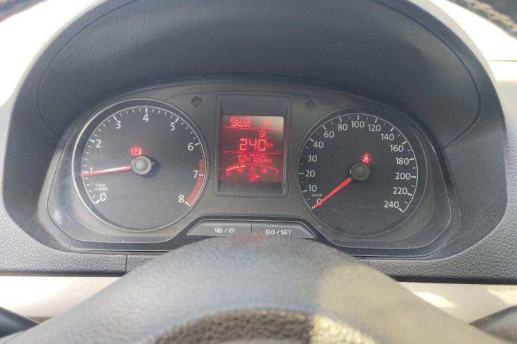 Used Volkswagen Jetta 2016 1.6L 25th Anniversary Edition Instrument Cluster