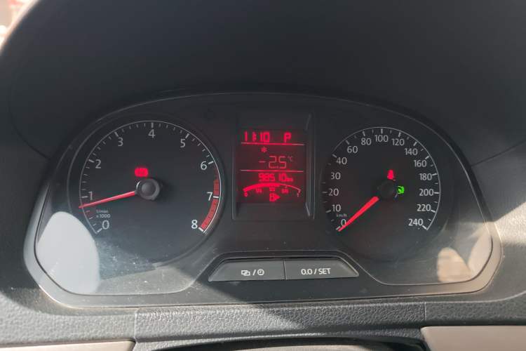 Used Volkswagen Jetta 2016 1.6L 25th Anniversary Edition Instrument Cluster