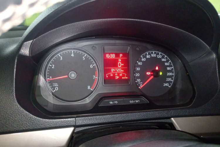 Used Volkswagen Jetta 2016 1.6L 25th Anniversary Edition Instrument Cluster
