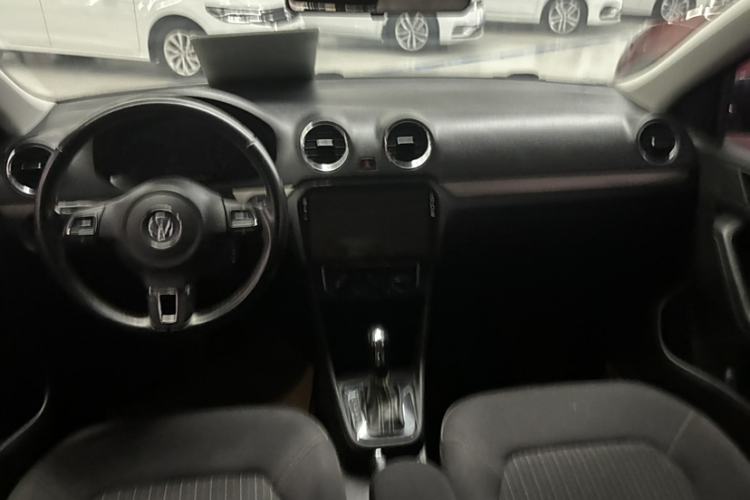 Used Volkswagen Jetta 2016 1.6L 25th Anniversary Edition Interior 1