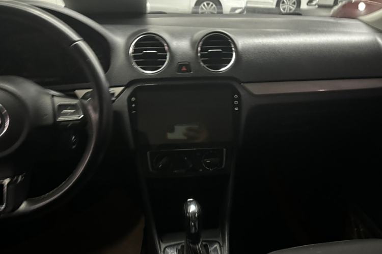 Used Volkswagen Jetta 2016 1.6L 25th Anniversary Edition Interior 3