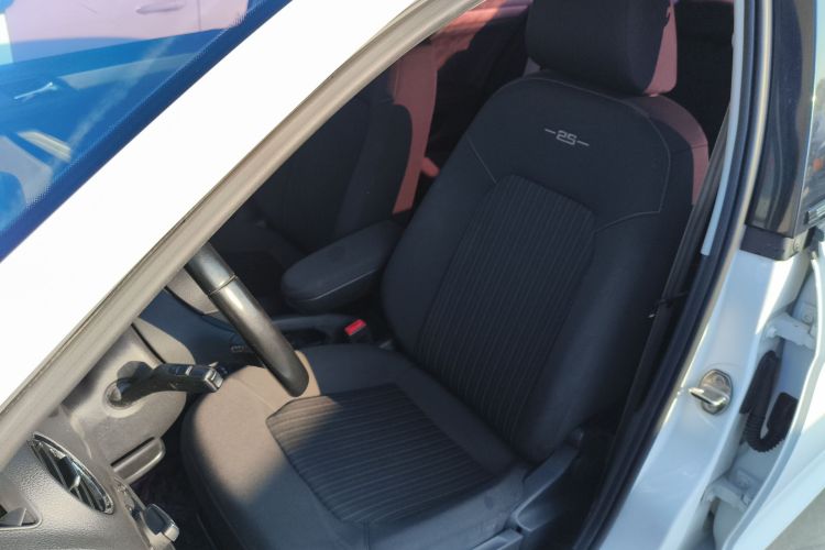 Used Volkswagen Jetta 2016 1.6L 25th Anniversary Edition Left Front Seat