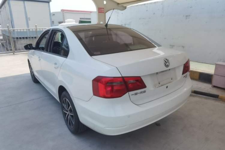 Used Volkswagen Jetta 2016 1.6L 25th Anniversary Edition Rear Left 45 Deg