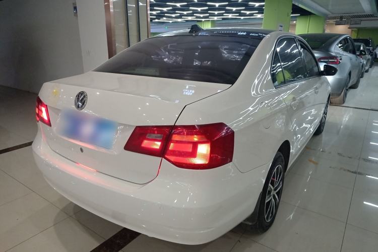 Used Volkswagen Jetta 2016 1.6L 25th Anniversary Edition Rear Right 45 Deg