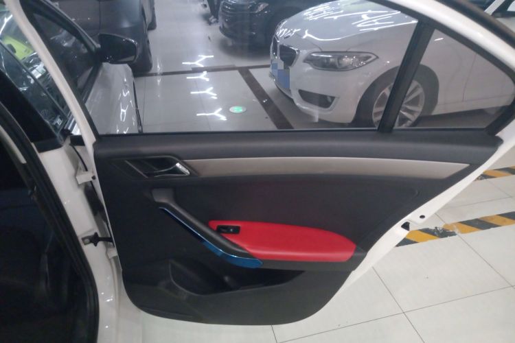 Used Volkswagen Jetta 2016 1.6L 25th Anniversary Edition Right Rear Door Interior