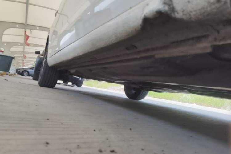 Used Volkswagen Jetta 2016 1.6L 25th Anniversary Edition Right Side Sill