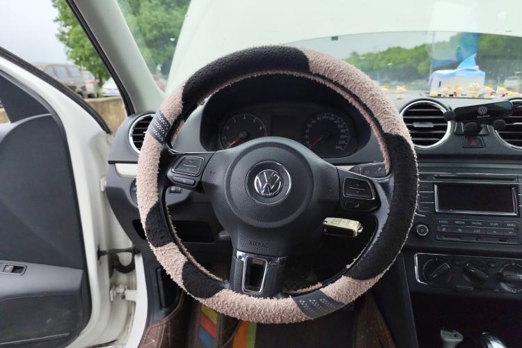 Used Volkswagen Jetta 2016 1.6L 25th Anniversary Edition Steering Wheel
