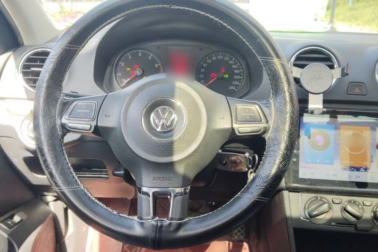 Used Volkswagen Jetta 2016 1.6L 25th Anniversary Edition Steering Wheel
