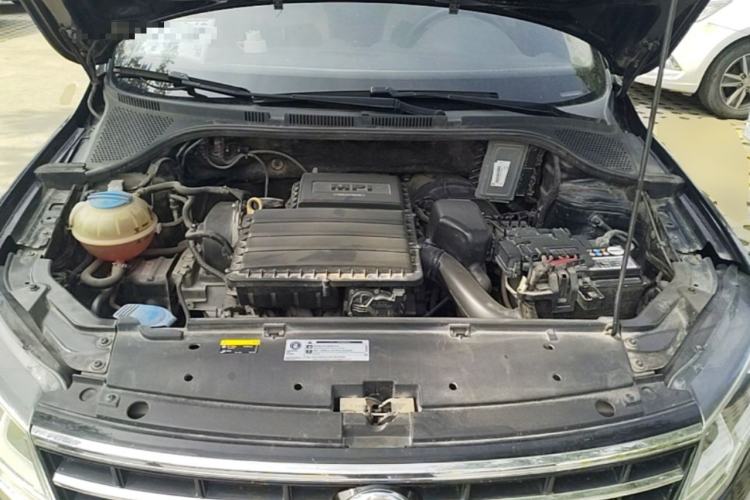Used Volkswagen Jetta 2017 1.4L Manual Fashion Edition Engine Bay
