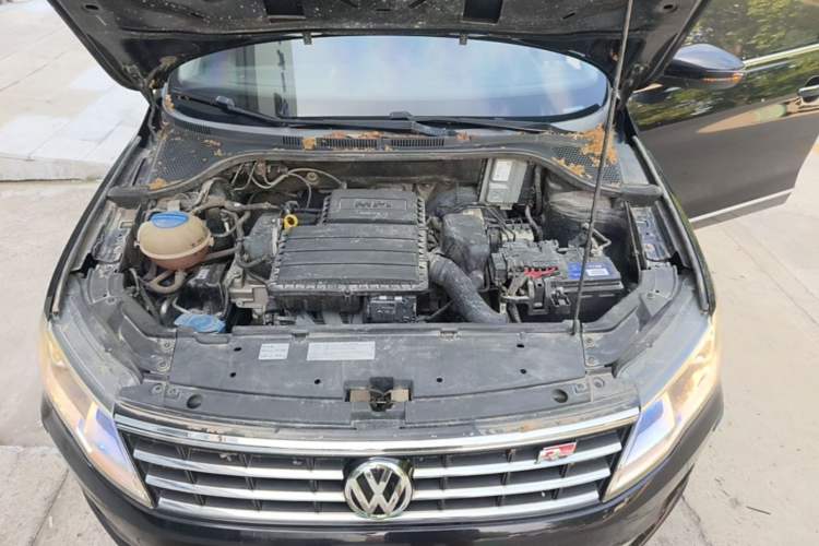 Used Volkswagen Jetta 2017 1.5L Manual Comfort Model Engine Bay