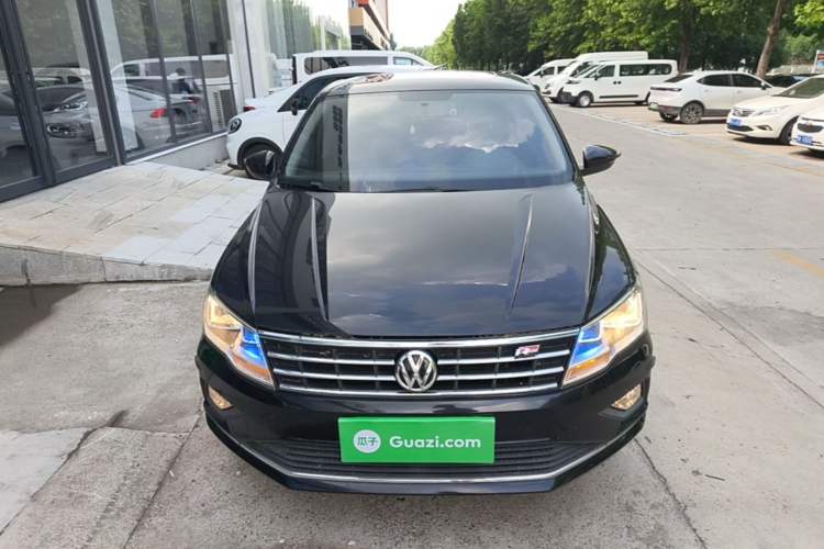 Used Volkswagen Jetta 2017 1.5L Manual Comfort Model Front