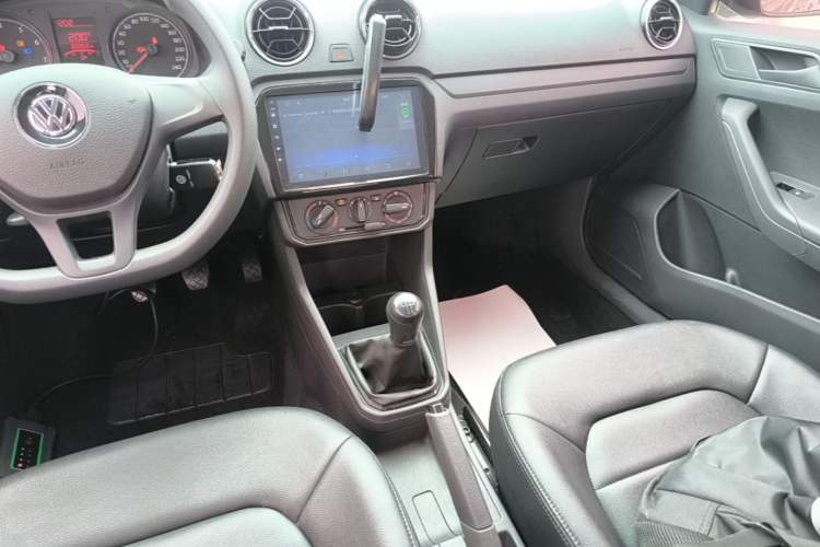 Used Volkswagen Jetta 2017 1.4L Manual Fashion Edition Gear Lever