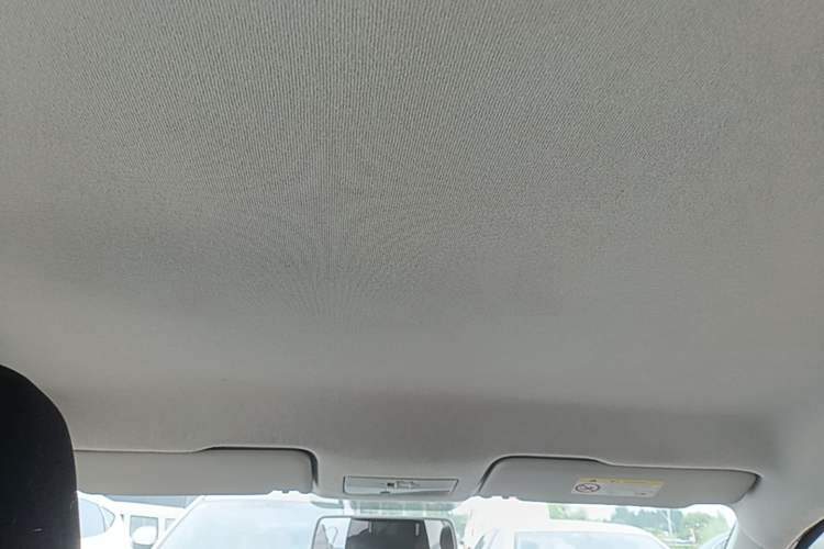 Used Volkswagen Jetta 2017 1.4L Manual Fashion Edition Headliner
