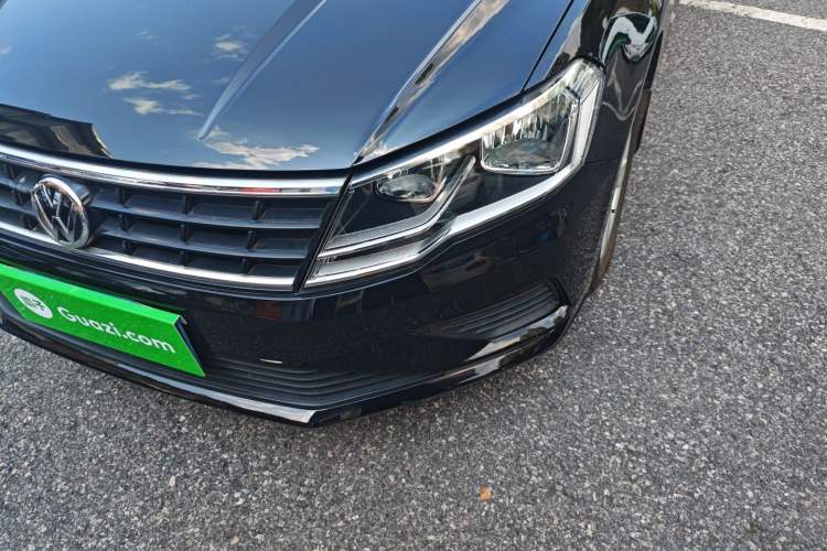 Used Volkswagen Jetta 2017 1.5L Manual Fashion Edition Left Front Headlight