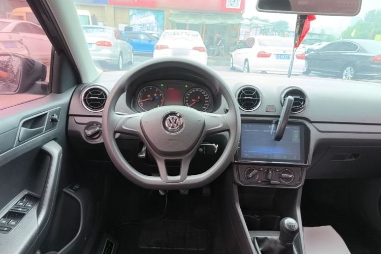 Used Volkswagen Jetta 2017 1.4L Manual Fashion Edition Steering Wheel