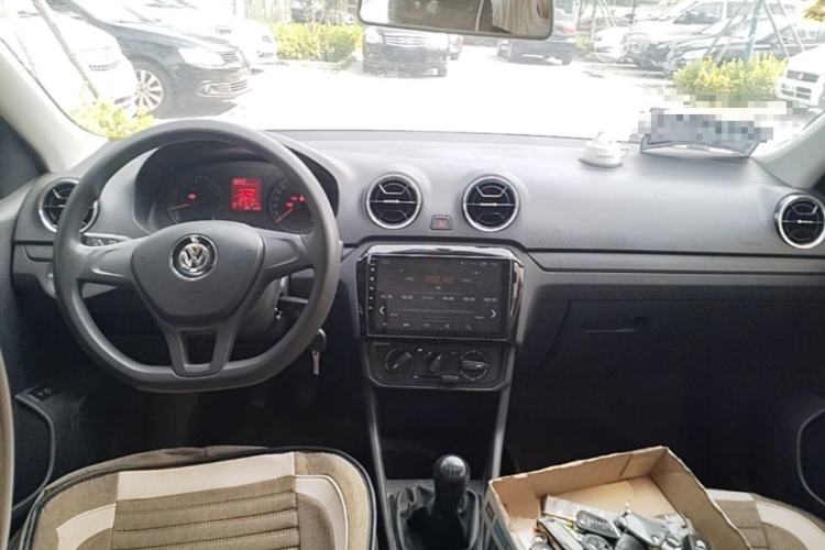 Used Volkswagen Jetta 2017 1.4L Manual Fashion Edition Steering Wheel