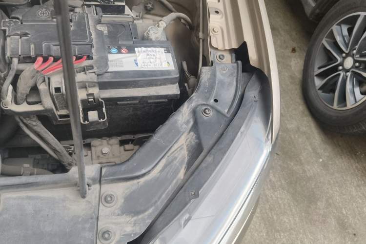 Used Volkswagen Jetta 2017 1.5L Automatic Fashion Model Engine Bay Left