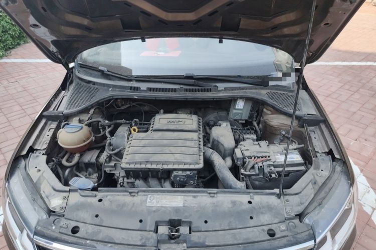 Used Volkswagen Jetta 2017 1.5L Manual Fashion Edition Engine Bay