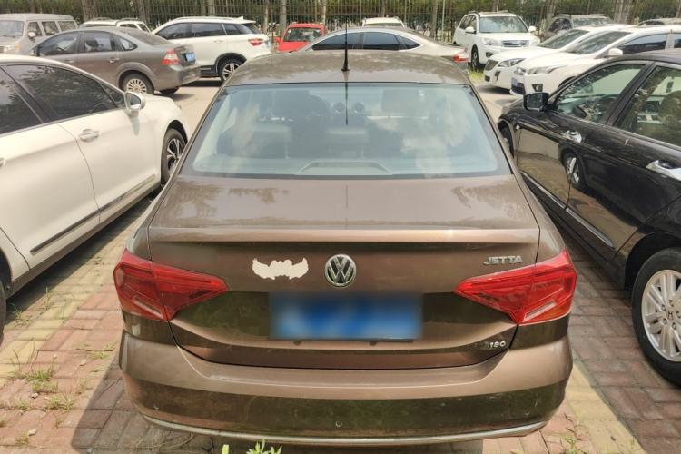Used Volkswagen Jetta 2017 1.5L Automatic Comfort Model Exterior 4