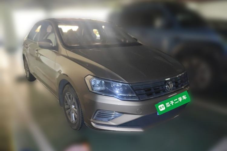 Used Volkswagen Jetta 2017 1.5L Automatic Fashion Model Front Right 45 Deg