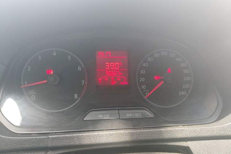 Used Volkswagen Jetta 2017 1.4L Manual Fashion Edition Instrument Cluster