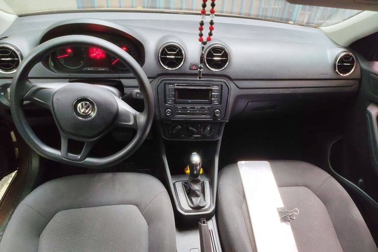 Used Volkswagen Jetta 2017 1.5L Automatic Fashion Model Interior 2
