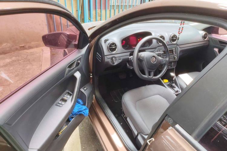 Used Volkswagen Jetta 2017 1.5L Automatic Fashion Model Interior 3