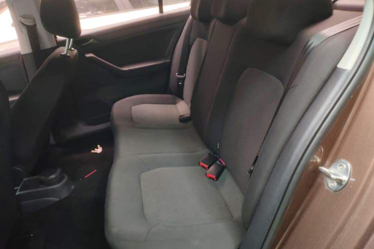 Used Volkswagen Jetta 2017 1.5L Automatic Fashion Model Interior 4