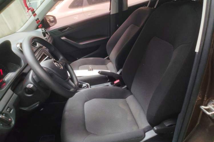 Used Volkswagen Jetta 2017 1.5L Automatic Fashion Model Left Front Seat